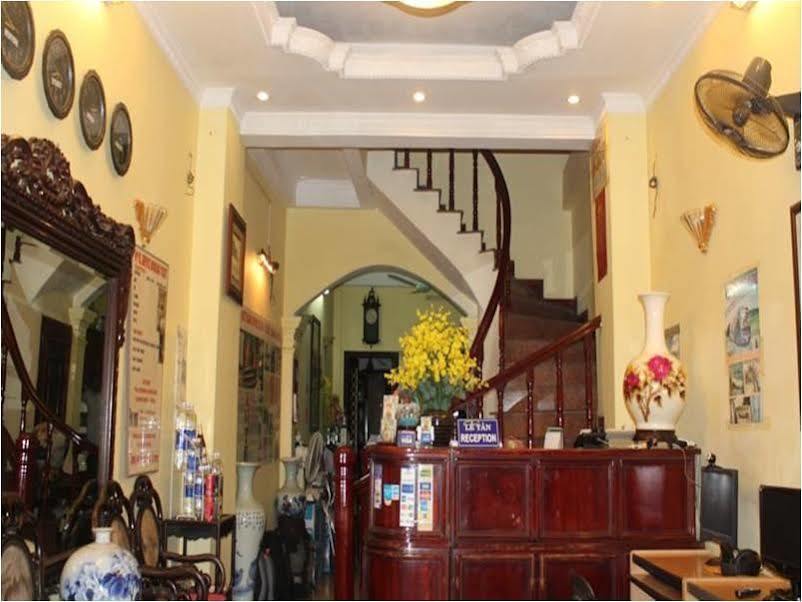 Tung Trang Hotel Hanoi Kültér fotó